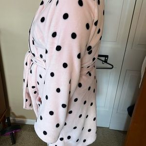 Victoria’s Secret light pink polkadot robe, medium large used smoke-free home